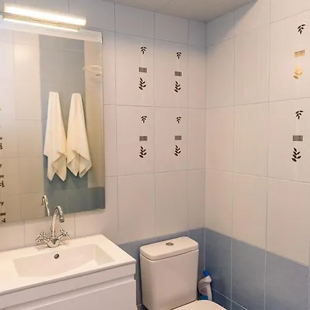 в жълто Apartamento *